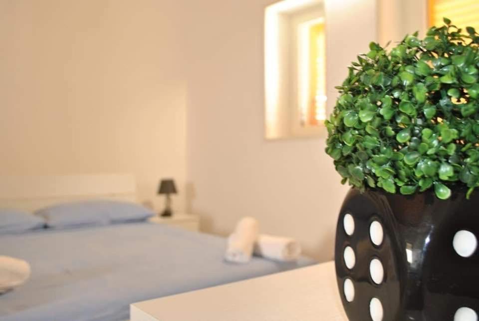 Masseria Capece Bed & Breakfast Уджано-ла-Кьеза Экстерьер фото